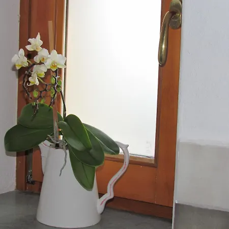 Casa Marta&gino Apartment *
